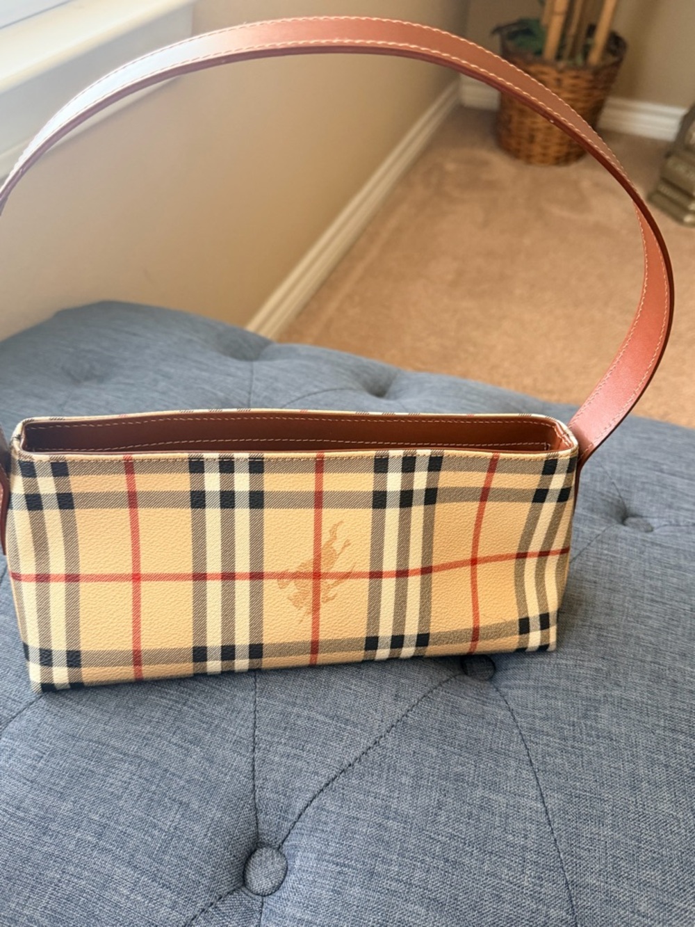 ❌❌❌ SOLD!! Authentic Vintage Burberry Nova Check Shoulder Bag-Classic plaid